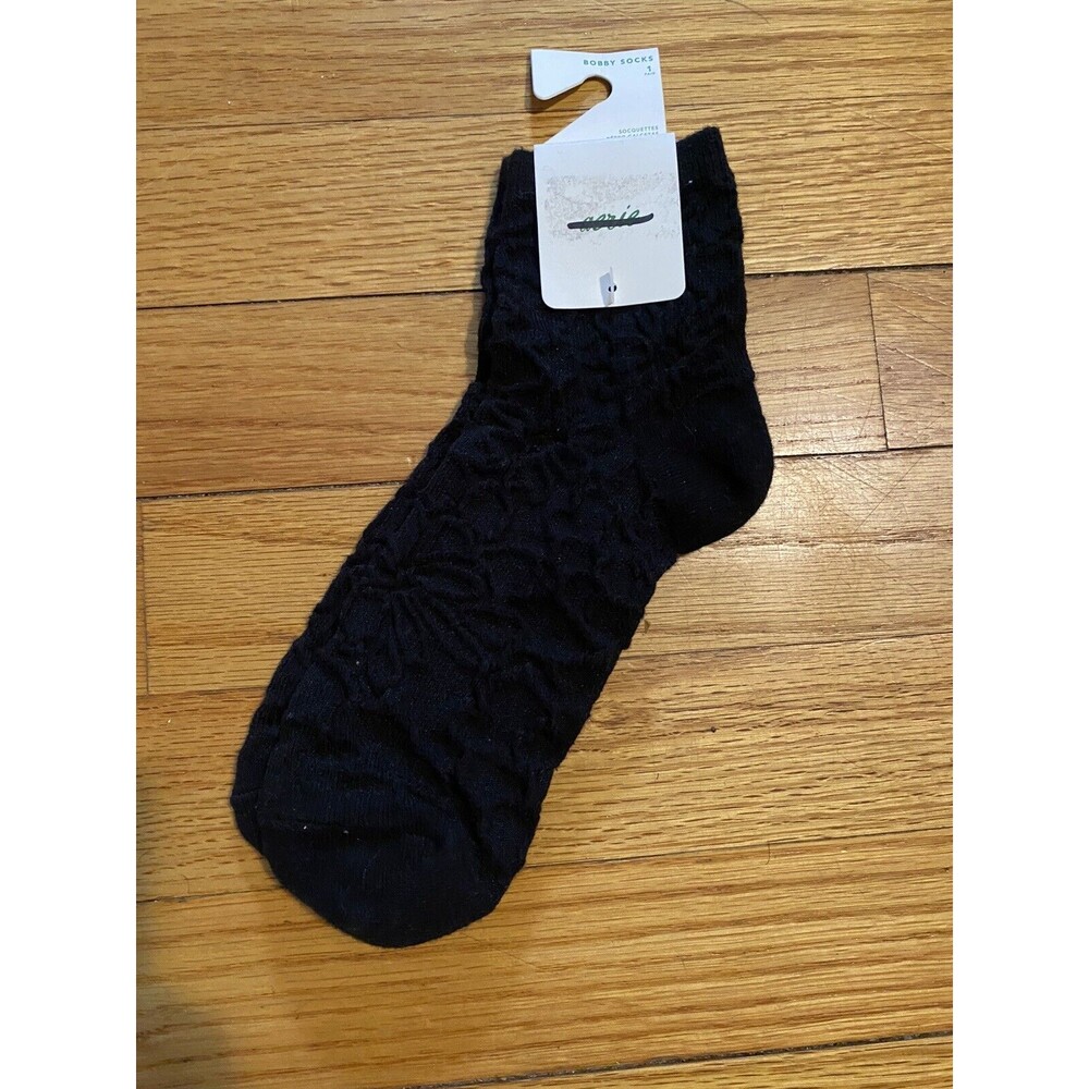 Aerie Women's Low Cut Bobby Socks One Size  NWT